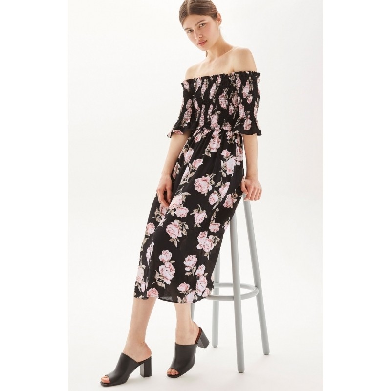 别再买明星同款了，穿上这些裙子比明星还美