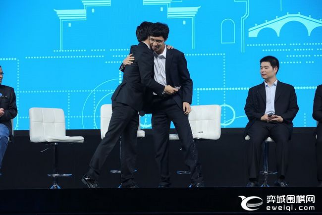 柯洁最强的一战回放,柯洁对局复盘讲解