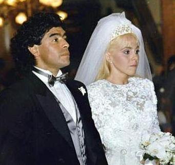 足球史上最伟大球员马拉多纳,足球传奇球星马拉多纳