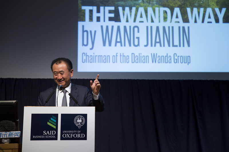 “国民公公”欧洲大手笔撒钱但有钱难买“歪果仁”高兴