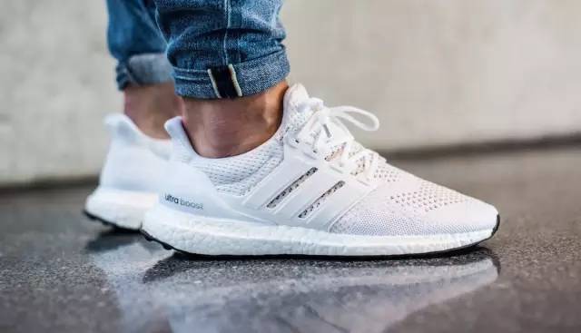 盘点2022年大牌畅销运动鞋,23年最值得买的运动鞋