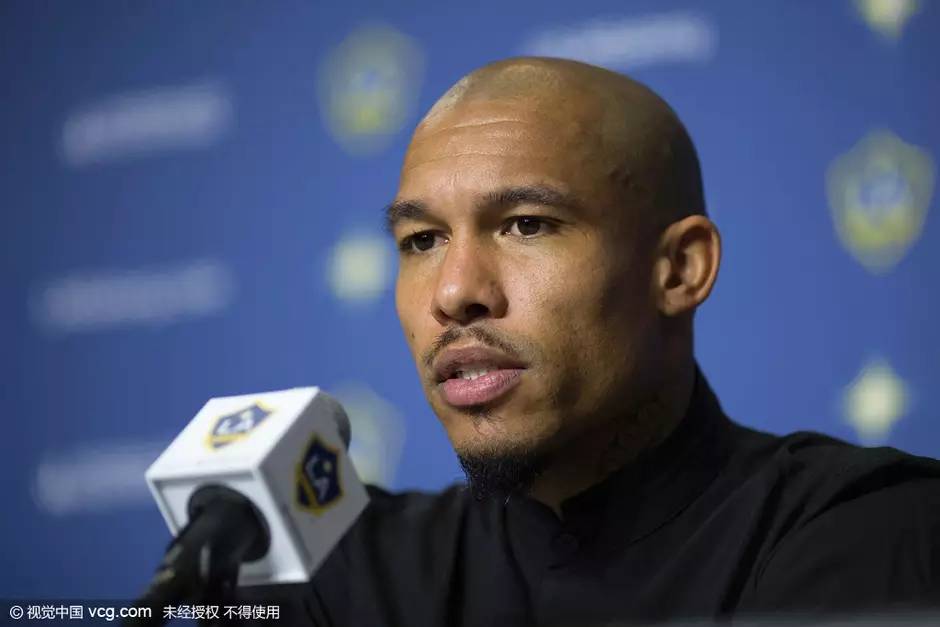 ［综述］今日新闻点滴之20160218——三十年贝氏米兰