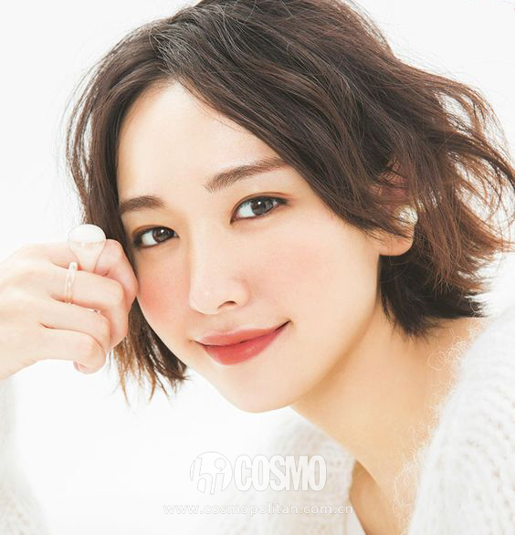 费洛蒙妆前后对比,日本人看迪丽热巴奥黛丽赫本造型