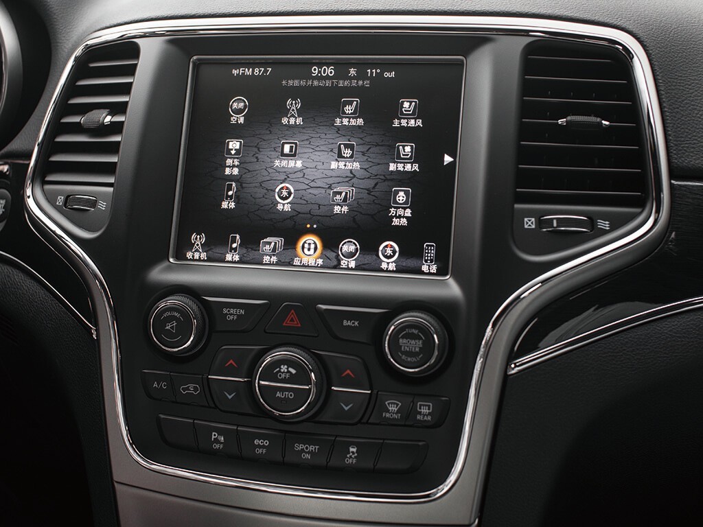 32万的jeep大切诺基试驾,全新jeep大切诺基试驾