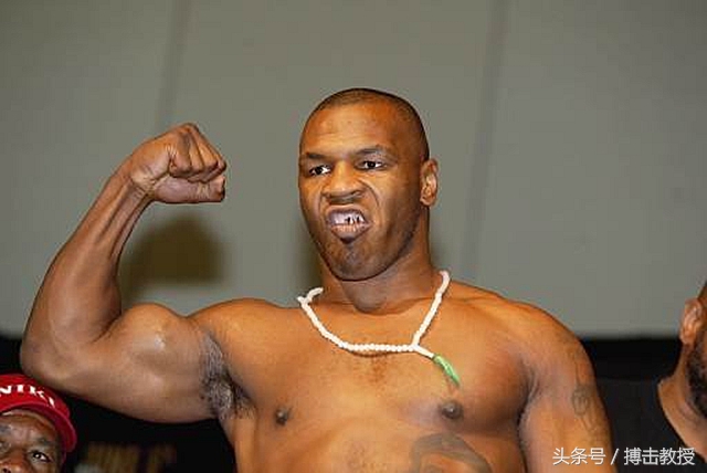 *药嗑**后的拳王泰森有多疯狂？被惹怒，一脚踹爆了对方的蛋蛋！