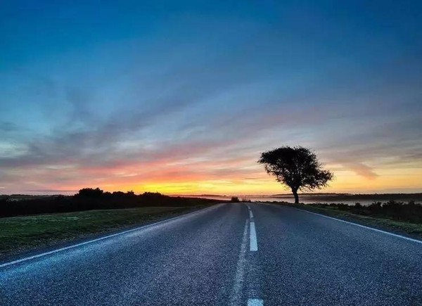 白手起家失败的创业者真实经历,一位成功创业者的创业经历简短