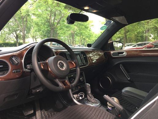 14年大众甲壳虫白色驾驶感受,新到17年大众甲壳虫