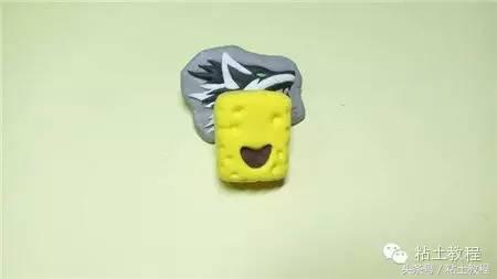 用彩泥做的海绵宝宝动画片,用彩泥做个海绵宝宝