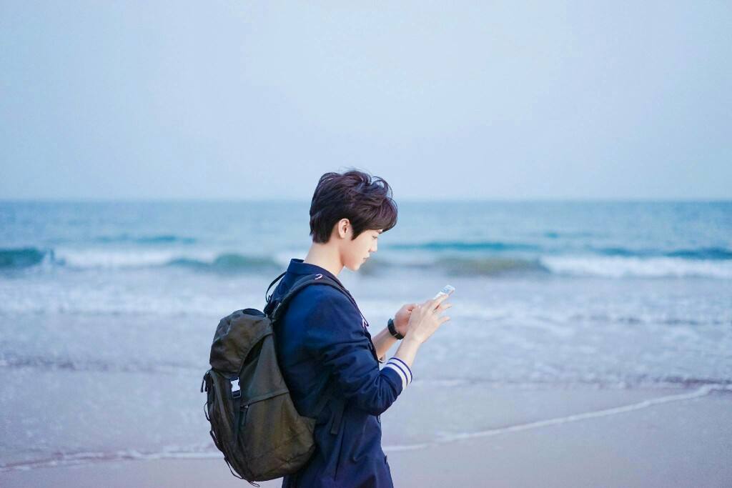 鹿晗李易峰杨洋,鹿晗李易峰照片结合