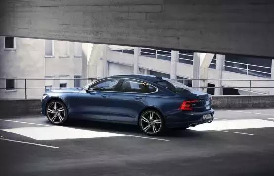 足球和车企这对CP，能看完的才是真爱粉儿