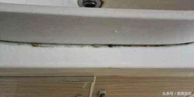 马桶下边玻璃胶发霉怎么办,厨房水盆玻璃胶发霉怎么办