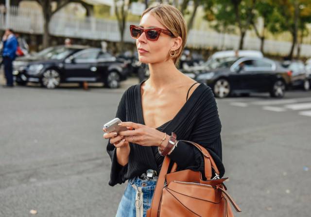 如何判断自己适不适合戴墨镜,怎么判断自己适不适合戴墨镜