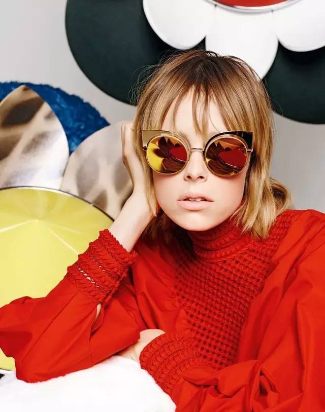 如何判断自己适不适合戴墨镜,怎么判断自己适不适合戴墨镜