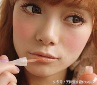 超可爱约会欧美妆容,可爱撩人的妆容