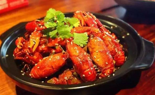 厦门深夜美食小龙虾,厦门小龙虾哪家最出名