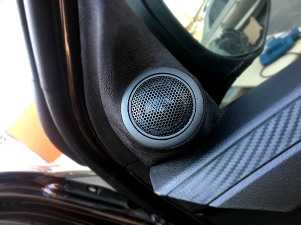 驭胜升级音响,14年的江铃驭胜s350音响改装