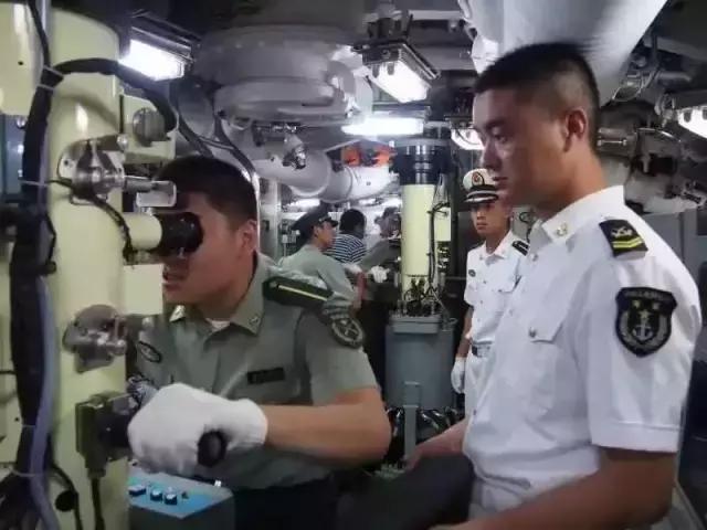 为*队军**输送后备军官18年，今天这条路取消了