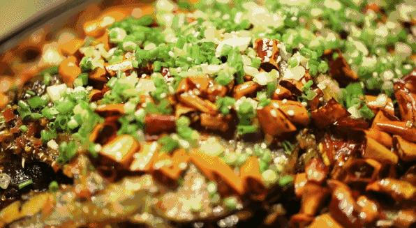 说好的江团烤鱼呢？端午节三天来这家吃海鲜味咖只要68元！