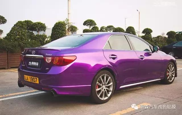 丰田锐志12款车膜上面改色,丰田锐志改色荧光绿多少钱