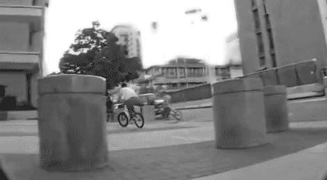 我书读得少你别骗我啊，我还从没见过打吊针打屁股上的