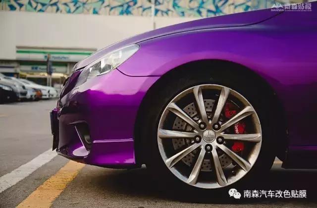 丰田锐志12款车膜上面改色,丰田锐志改色荧光绿多少钱