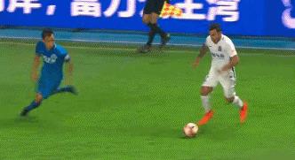 特维斯：中超50年内难比欧洲黄健翔：50年追得上日本么？