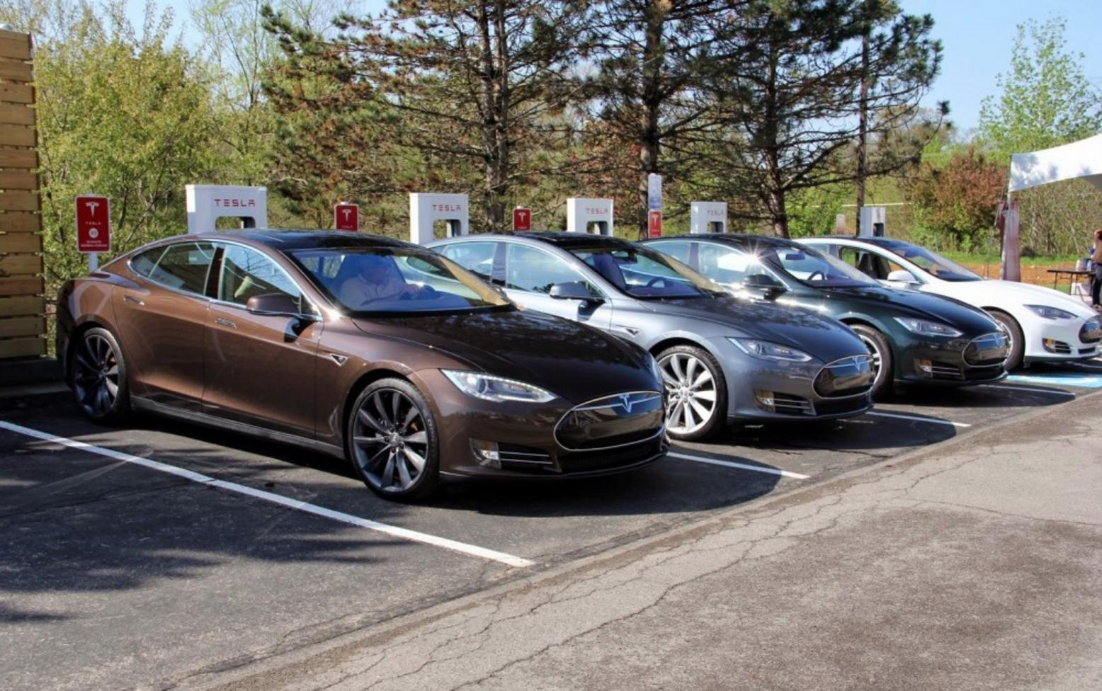 特斯拉的爆款即将到来，立贴明天这个时候看看model3实现没