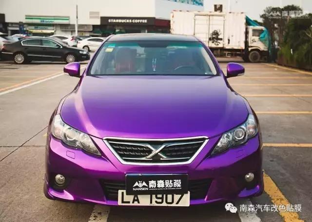 丰田锐志12款车膜上面改色,丰田锐志改色荧光绿多少钱