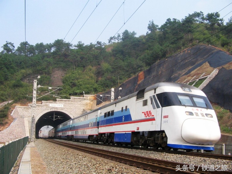 追寻消失的动车组列车-新曙光