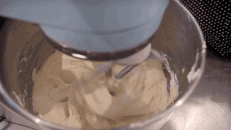 纸杯小蛋糕的裱花技巧图解,纸杯蛋糕裱花教程新手