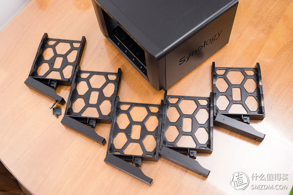 群晖ds1517深度评测,群晖synologyds1517测评