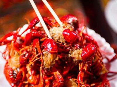 厦门深夜美食小龙虾,厦门小龙虾哪家最出名