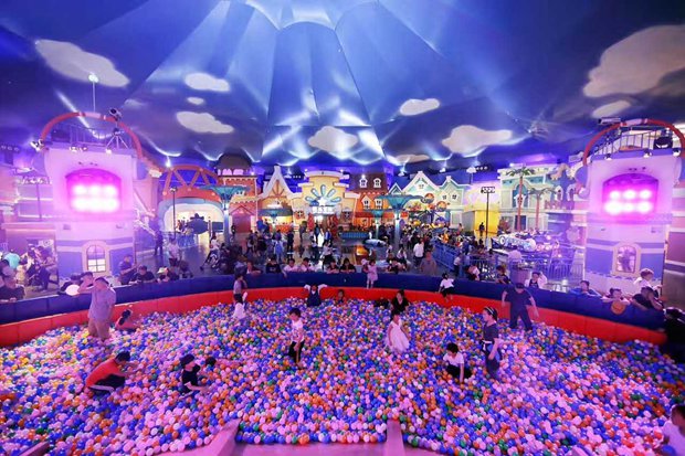 两节相遇，36万人畅玩新区