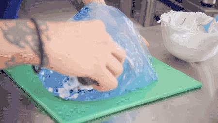 纸杯小蛋糕的裱花技巧图解,纸杯蛋糕裱花教程新手