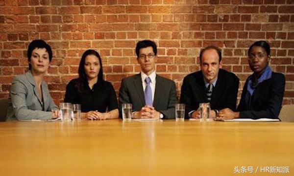 简历可以放蓝底照片吗,简历写的不真实被录用了怎么办