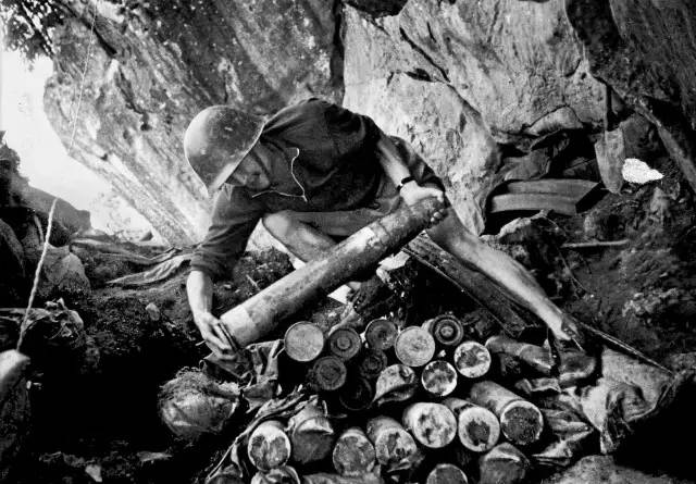 炼狱之战老山作战纪实,老山炼狱之战纪录片全集