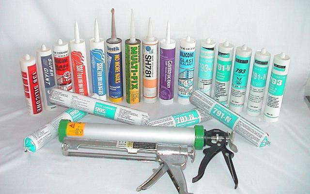 去除玻璃胶哪种方法最有效,用什么去除玻璃胶最好