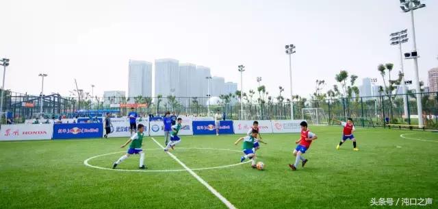 薛之谦武汉演唱会,想要薛之谦演唱会门票文案