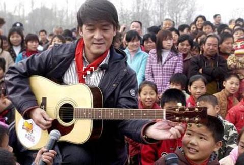 一个名字两首歌,一个名字歌曲