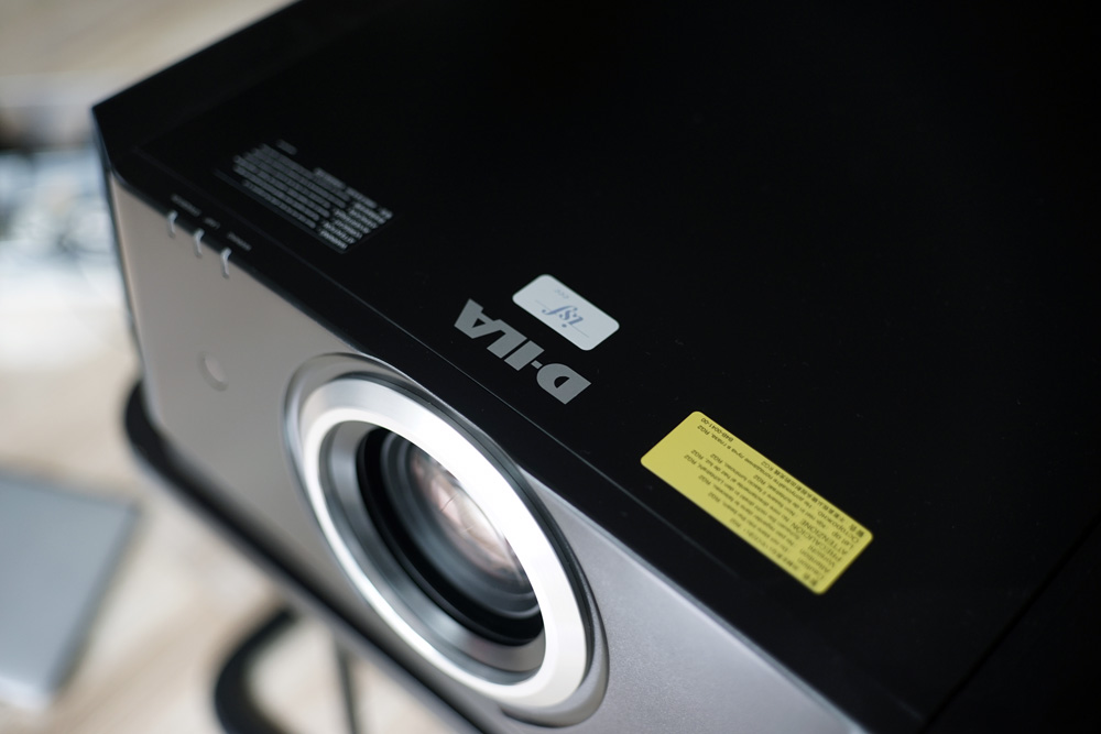 4k家庭影院投影设备,高清4k投影家庭影院