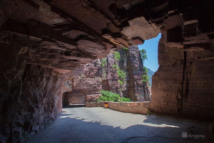 郭亮挂壁公路步行观景,郭亮挂壁公路世界奇迹