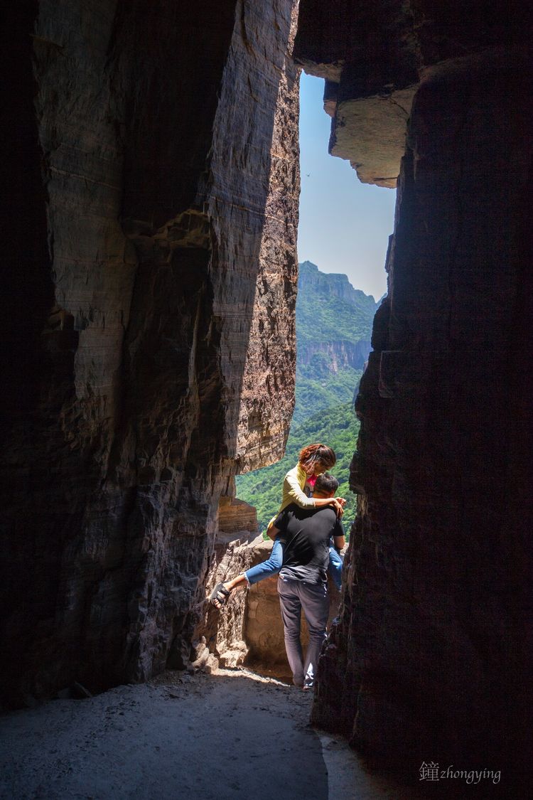 郭亮挂壁公路步行观景,郭亮挂壁公路世界奇迹