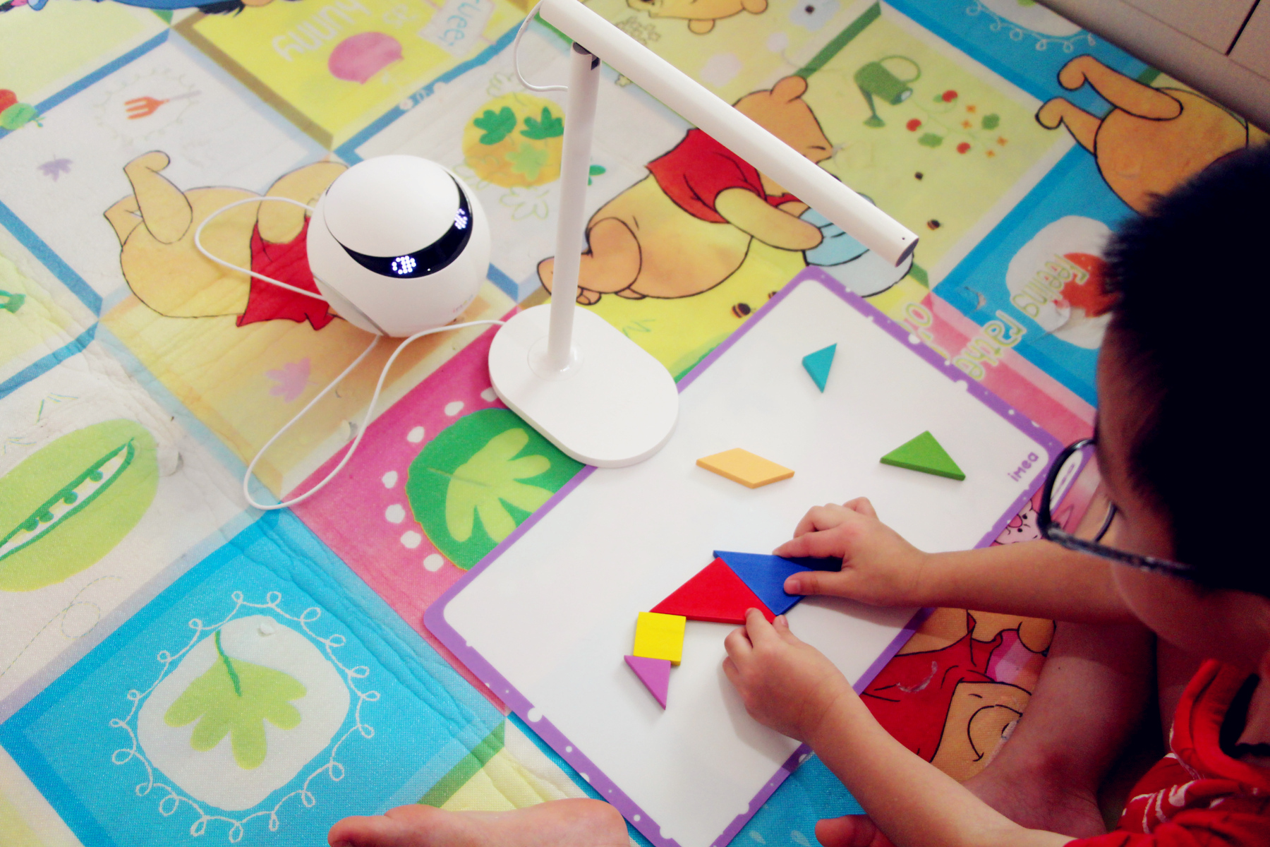 视、听、触全面结合，一个孩子们全新寓教于乐的新平台