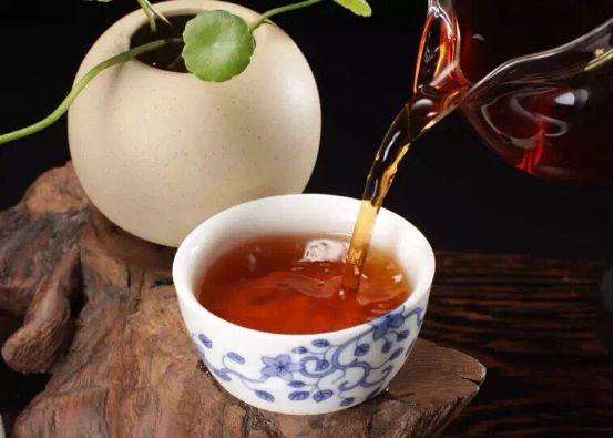 普洱茶选购的六种最佳鉴别方法是,普洱茶新茶如何选购和保存