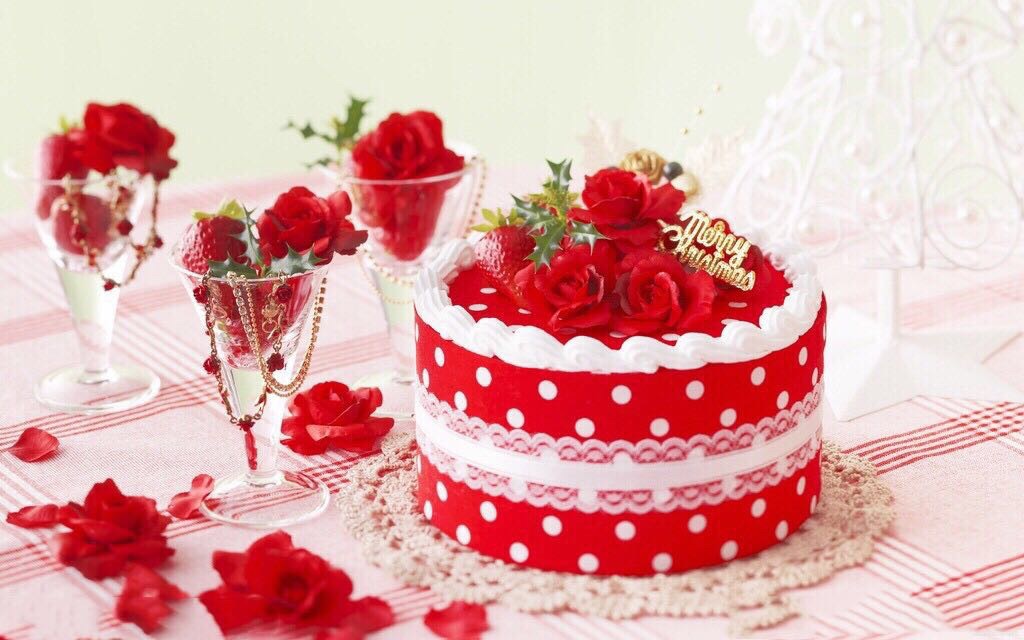 小朋友生日带什么蛋糕去幼儿园,一起跟幼儿园小朋友分享生日蛋糕