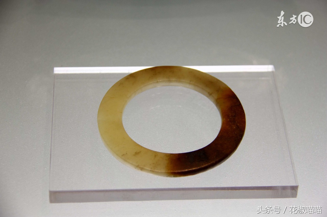 用火烧头发能检测玉石真假,用火烧头发鉴别玉准确吗