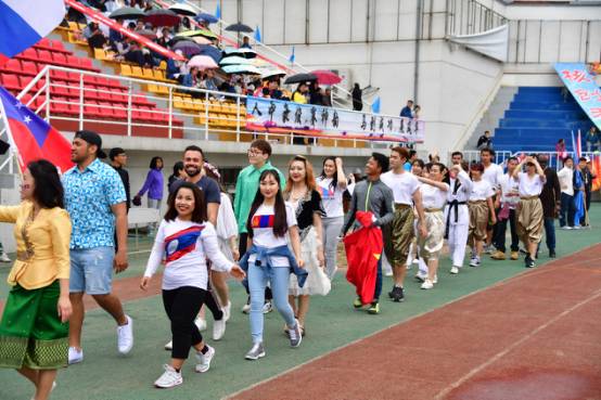 青春无畏逐梦扬威运动会主题展示,哈工程运动会记录