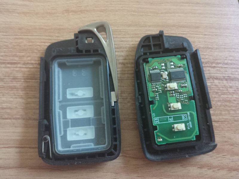 4s店换车钥匙电池多少钱一个,4s店车钥匙换电池多少钱