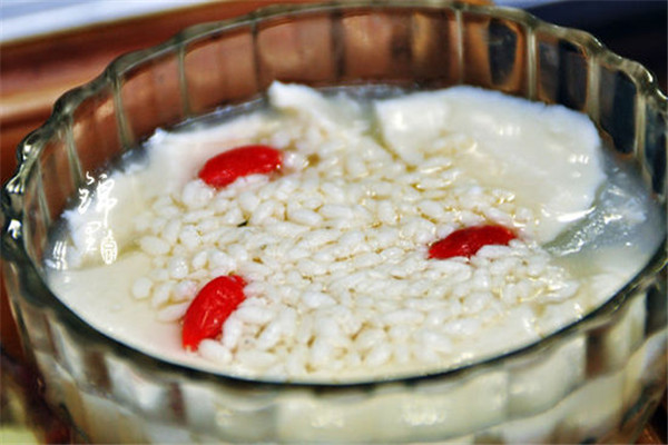 面粉电饭锅可以做什么简单的美食,100种电饭锅简易懒人美食