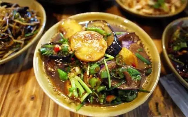 贵阳特点美食探店,贵阳十大必吃馆子排名